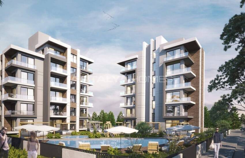 Flats in a Gated Complex with a Pool in Altıntaş, Antalya 2