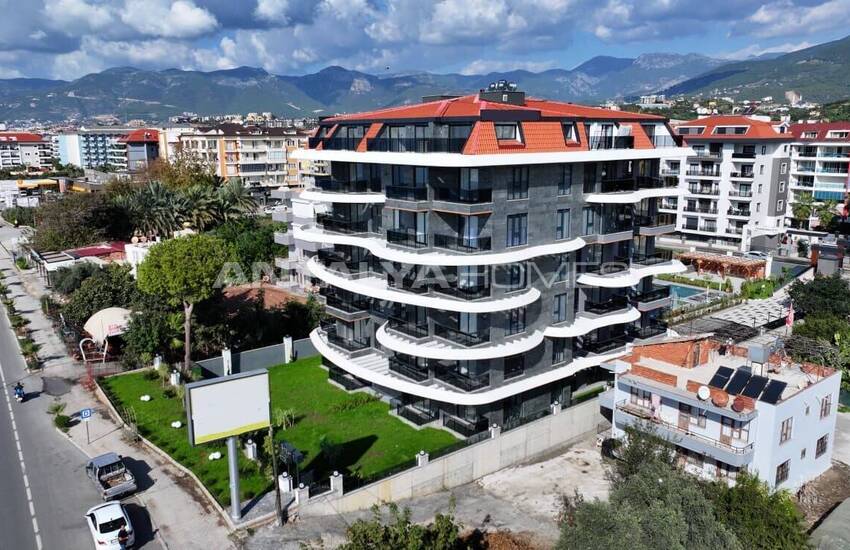 Kestel Alanya'da Sosyal Olanaklara Sahip Denize Sıfır Sitede Daireler 3