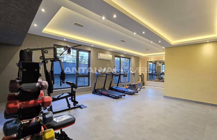Kestel Alanya'da Sosyal Olanaklara Sahip Denize Sıfır Sitede Daireler 22