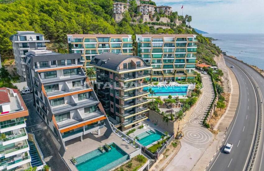 Move-in Ready Flats in a Seafront Complex in Kargıcak