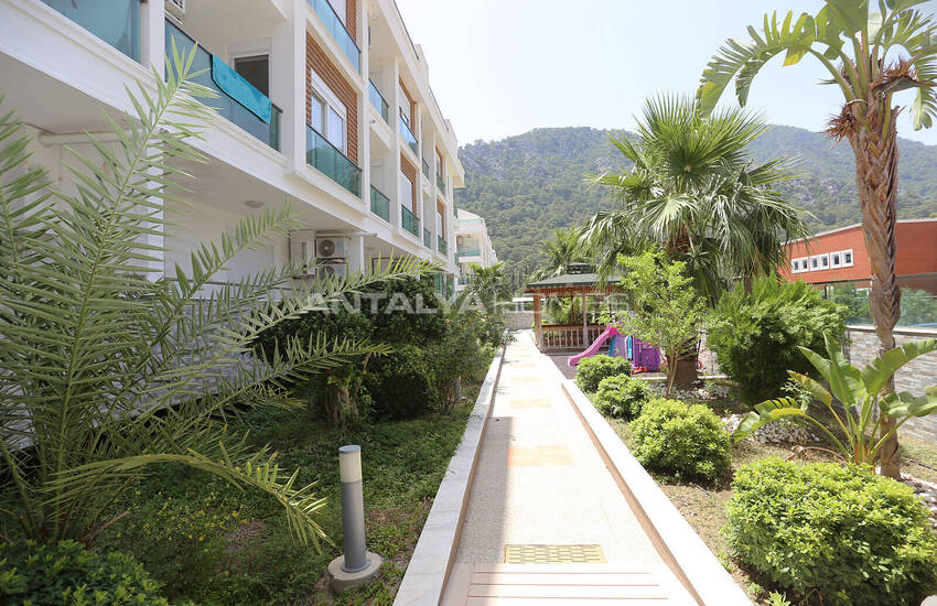 Частично меблированная двухуровневая недвижимость в Коньяалты 7