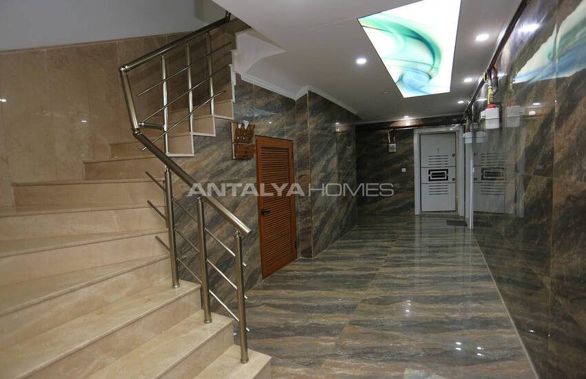 Частично меблированная двухуровневая недвижимость в Коньяалты 13