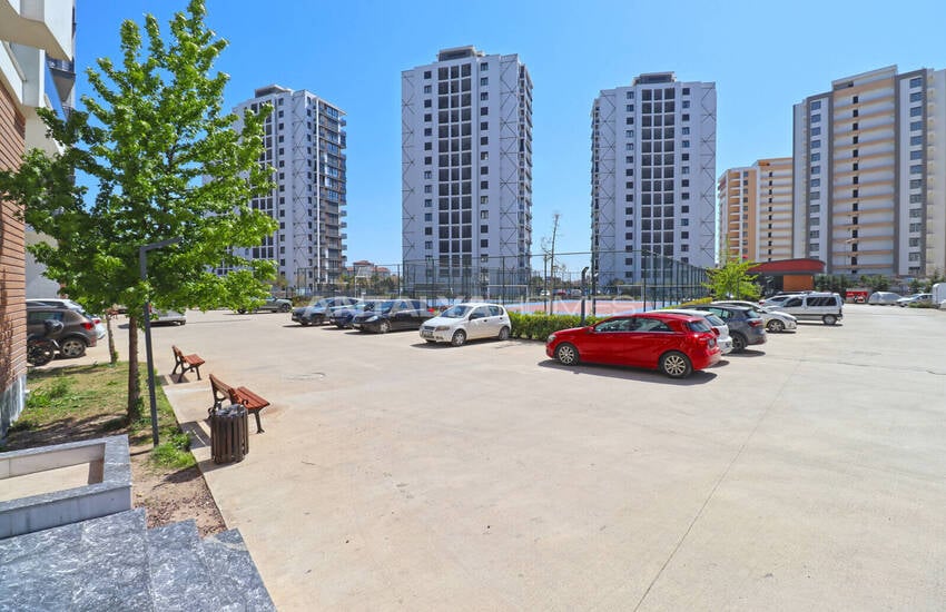 Möblerad Lägenhet Med 2 Sovrum I Ett Komplex I Döşemealtı, Antalya 3