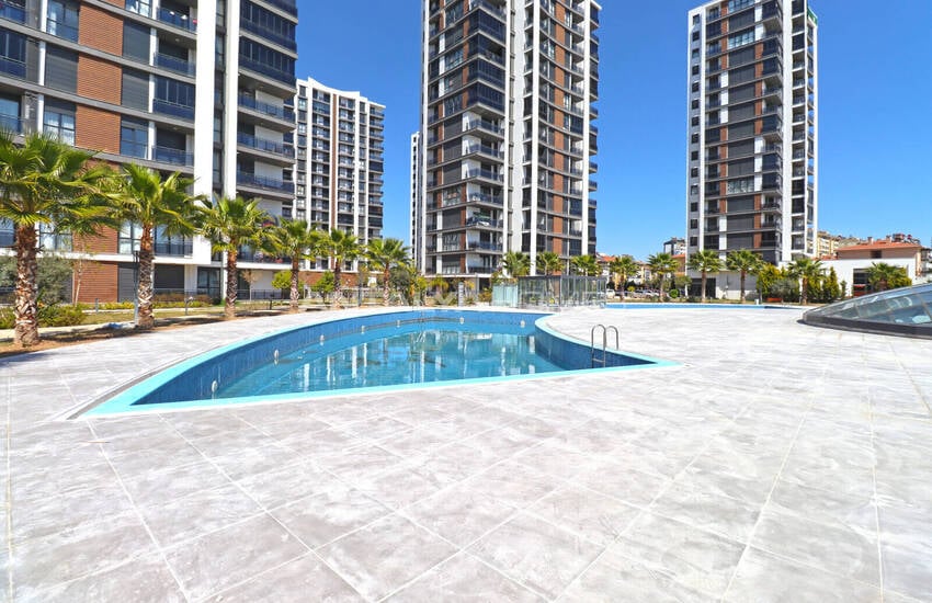 Möblerad Lägenhet Med 2 Sovrum I Ett Komplex I Döşemealtı, Antalya 8
