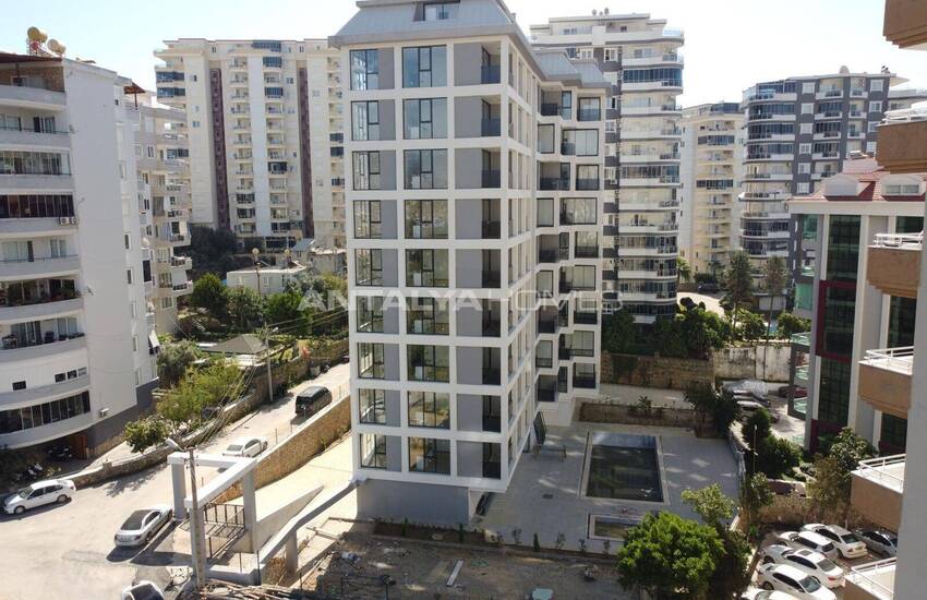 Stilvolle Wohnungen In Einer Anlage Mit Pool In Mahmutlar, Alanya 2