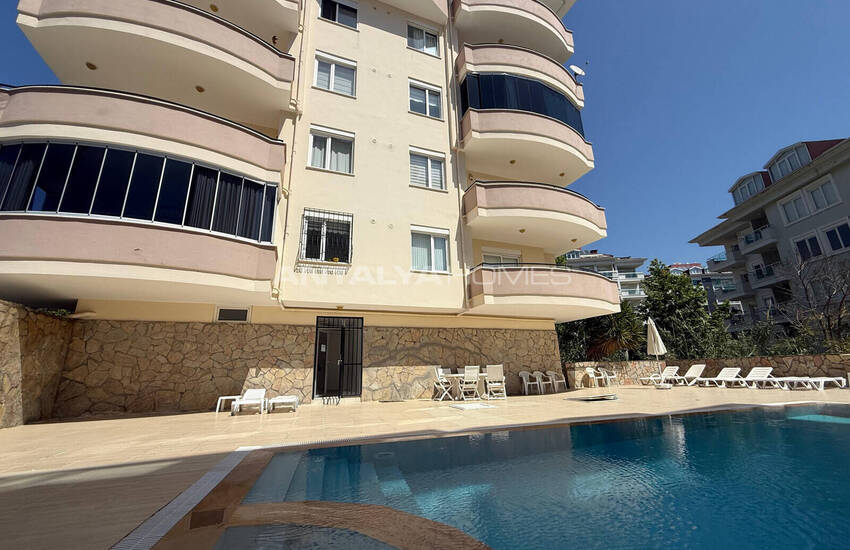 Квартира на крыше с видом на море и город в Алании 1