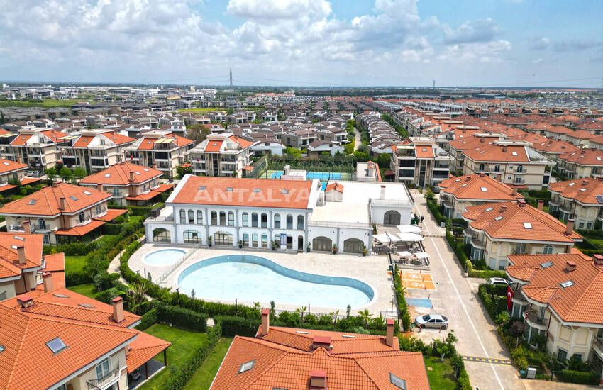 خانه نیمه مستقل برای فروش در آنتالیا، دوشومآلتی 17