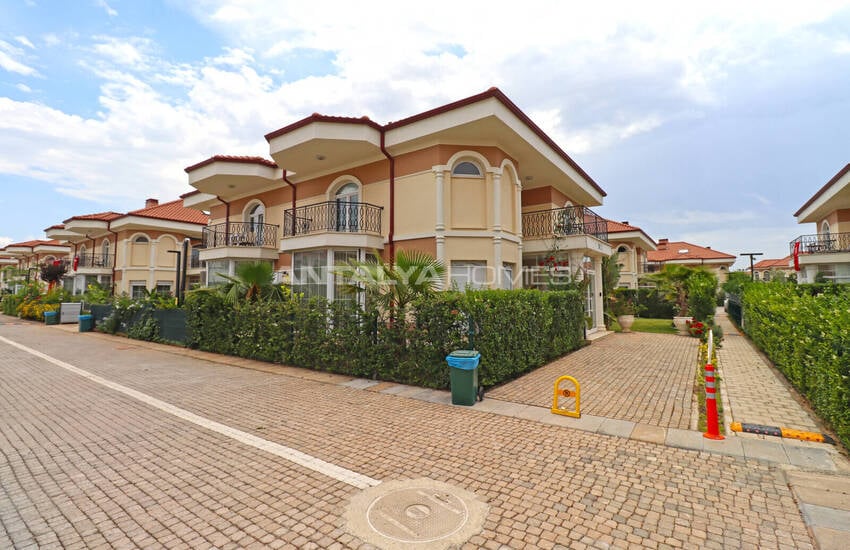 Semi-detached House for Sale in Antalya Dosemealti 1