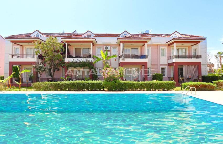 Antalya Lara'da Avantajlı Konumda Satılık Daire 3