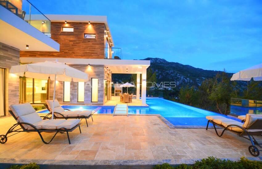 Furnished Villa with Pools & Large Garden in Kas Kalkan 7