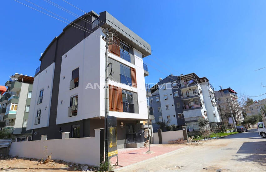 Меблированная квартира рядом с торговым центром в Муратпаше 2