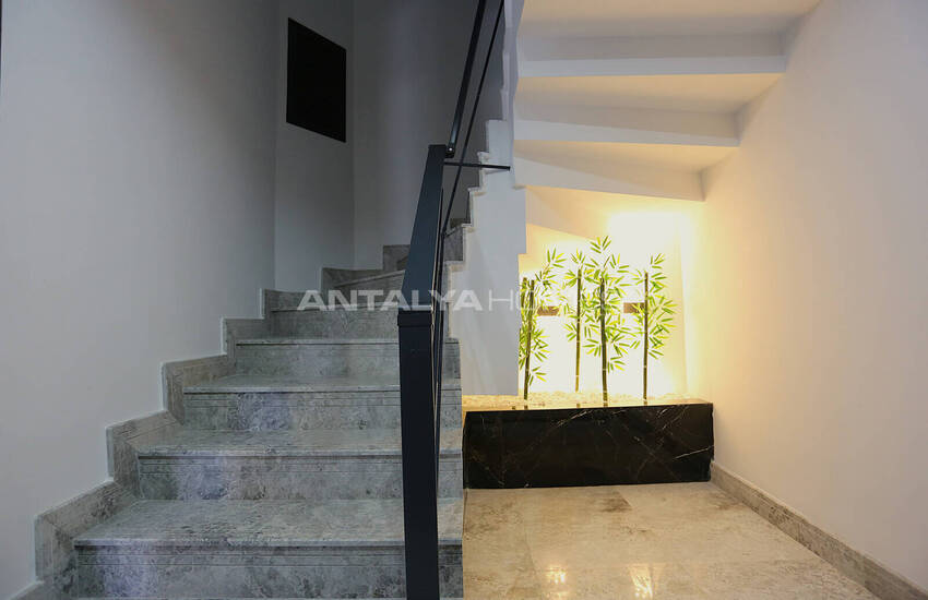 Меблированная квартира рядом с торговым центром в Муратпаше 7