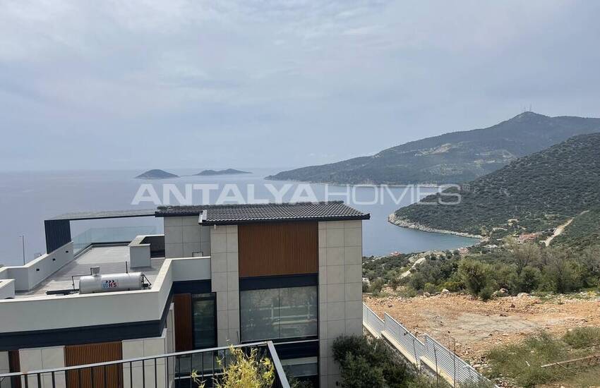 خانه های 4 خوابه تریپلکس با منظره استخر و دریا در کالکان 13