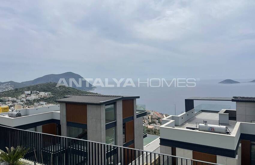 خانه های 4 خوابه تریپلکس با منظره استخر و دریا در کالکان 14