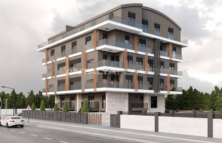 Apartments with Balcony and Garden in Konyaalti