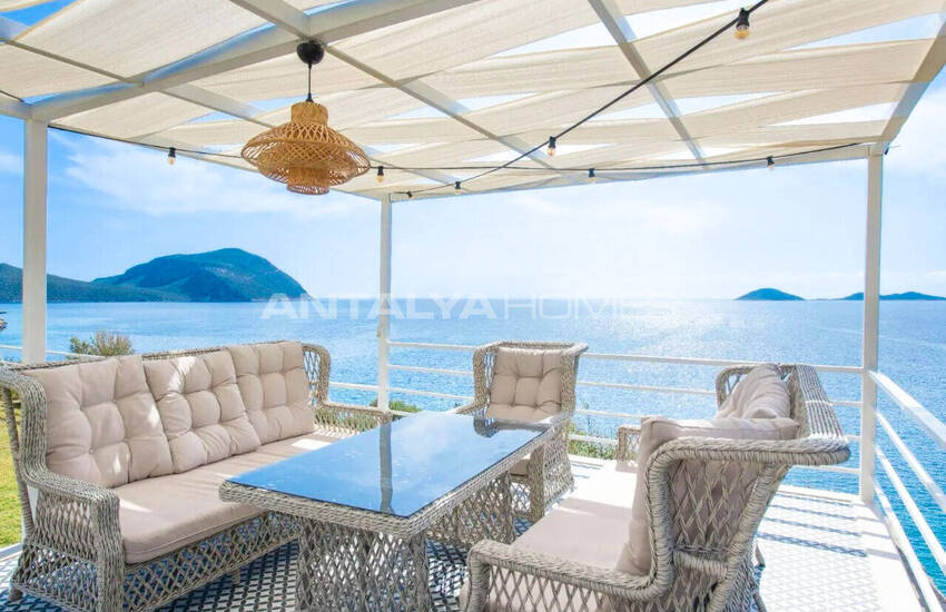 منزل مطل على البحر مع مسبح خاص في كالكان، أنطاليا 4