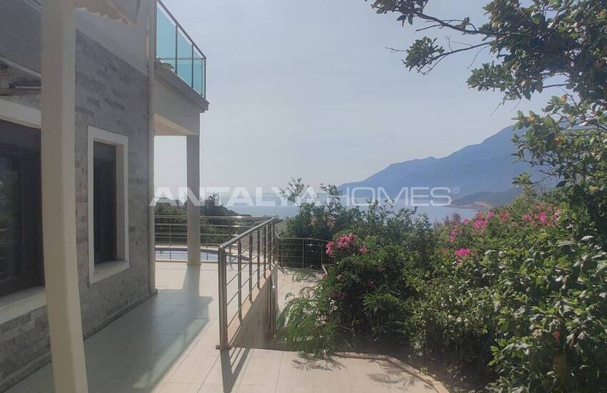 Elegante Villa Met Zwembad En Zeezicht In Kas Antalya 11
