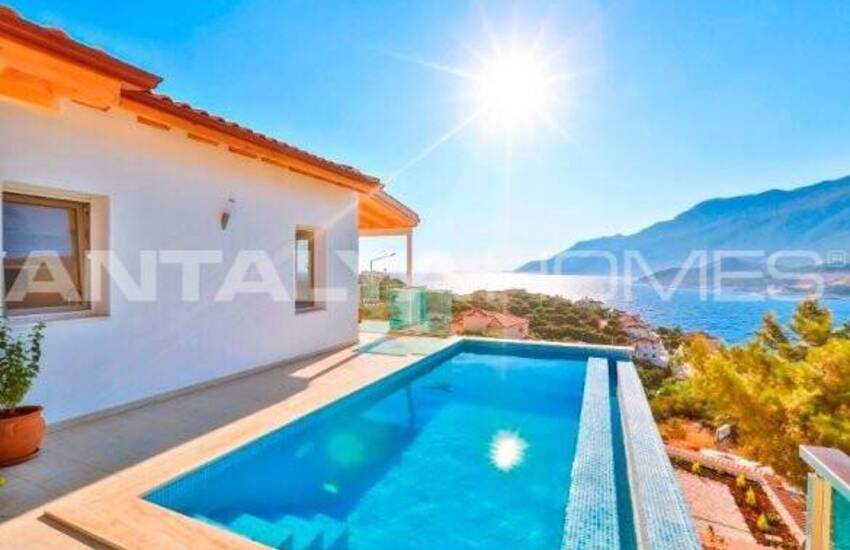 Furnished 2-bedroom Houses with Sea View in Kaş Antalya 1