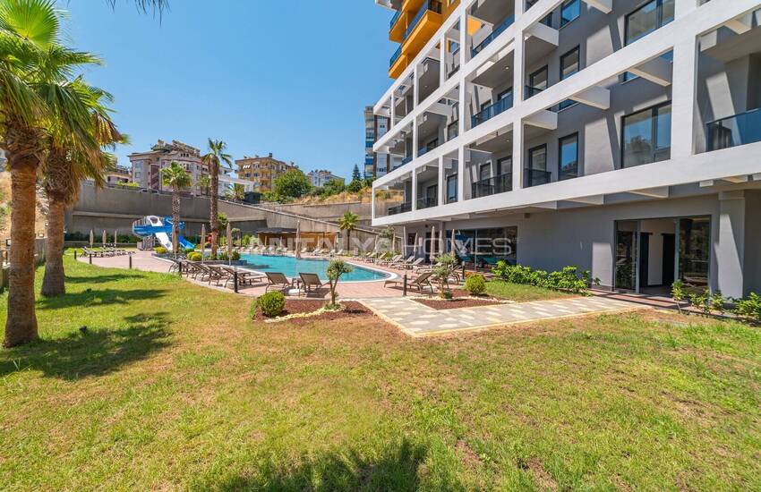 Sea-view Flats in a Complex in Alanya Tosmur 11
