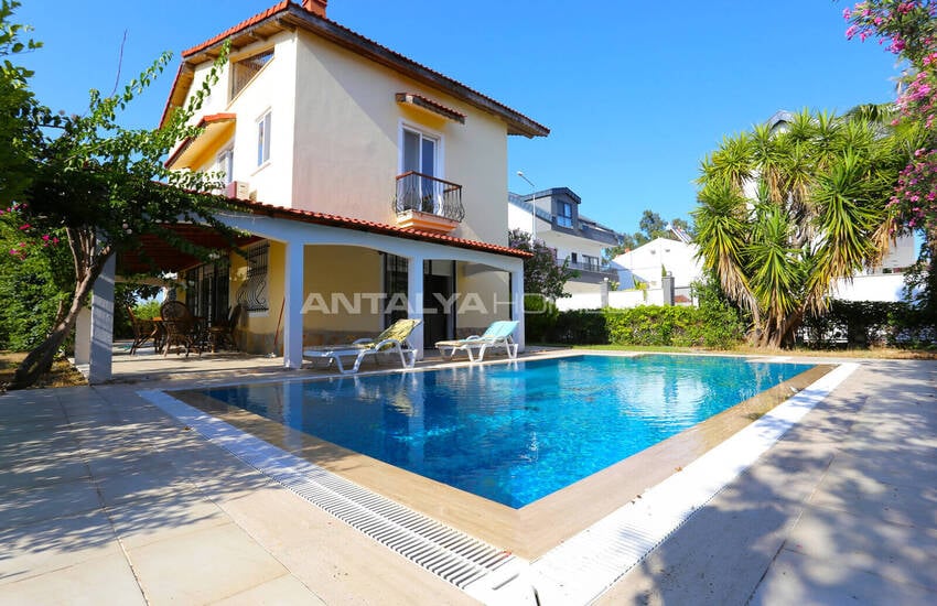 3-bedroom House with Pool in Belek Antalya