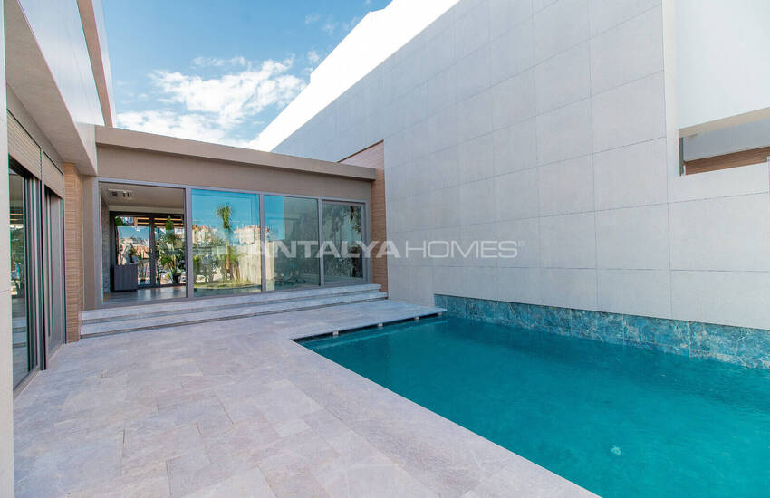 Huizen Met Privétuin En Zwembad In Antalya Lara 3