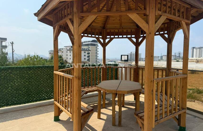 Apartment with Sea View and Social Features in Payallar 3
