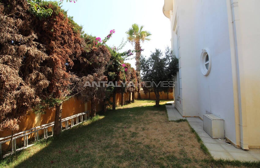 Furnished House in a Complex with a Pool in Belek Antalya 4