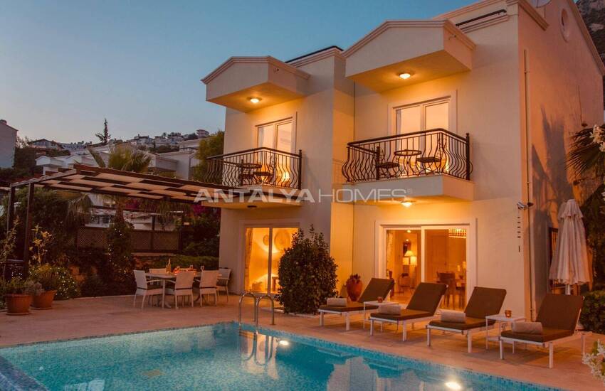 Дом с видом на море и потенциалом для сдачи в аренду в Калкане 1