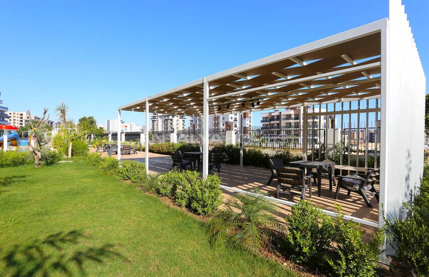 Antalya Altıntaş'ta Zengin Olanaklı Sitede Şık Daire 11