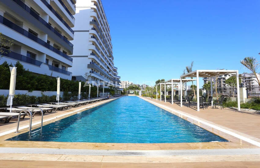Antalya Altıntaş'ta Zengin Olanaklı Sitede Şık Daire 5