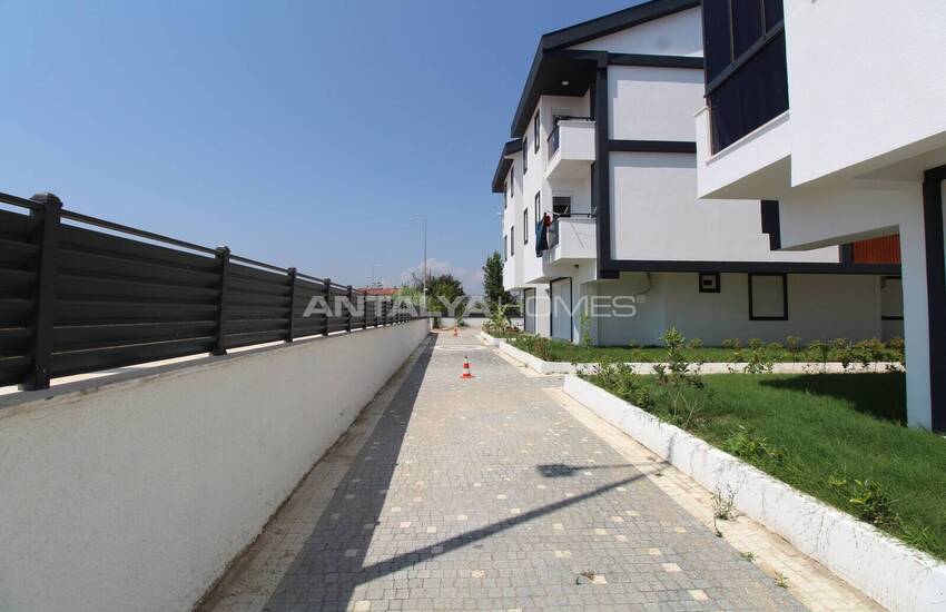 Manavgat'ta Havuzlu ve Otoparklı Daire 9