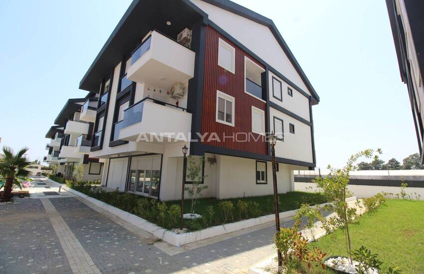 Manavgat'ta Havuzlu ve Otoparklı Daire 12