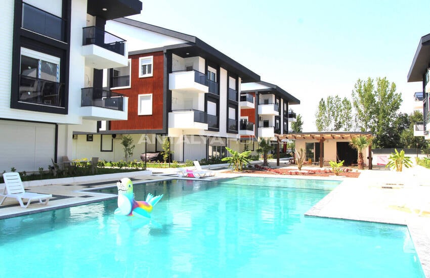 Flat with Pool and Parking in Manavgat