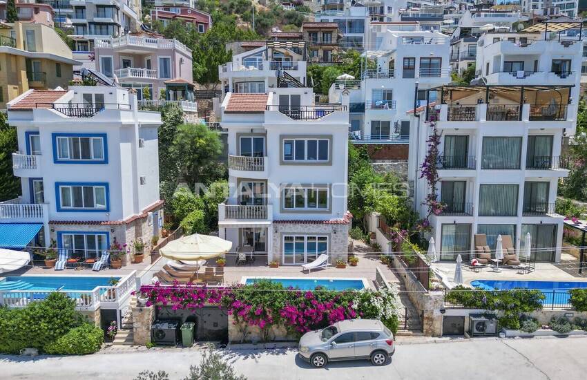 Kaş Kalkan'da Deniz Manzaralı Havuzlu 4+1 Villa 3