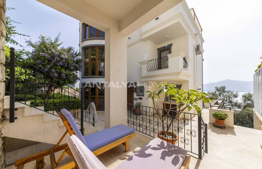 House with Pool Close to Beach in Kalkan 4