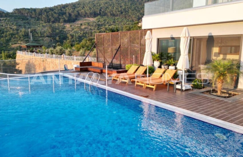 Uniek Design Huis Met Landbouwgrond In Alanya Kestel 18