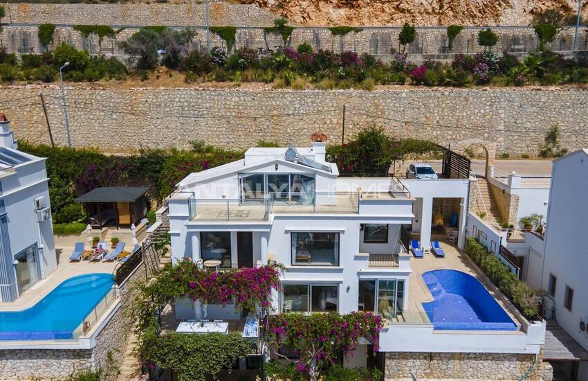 Sea View Villa with Private Pool Near Amenities in Kalkan