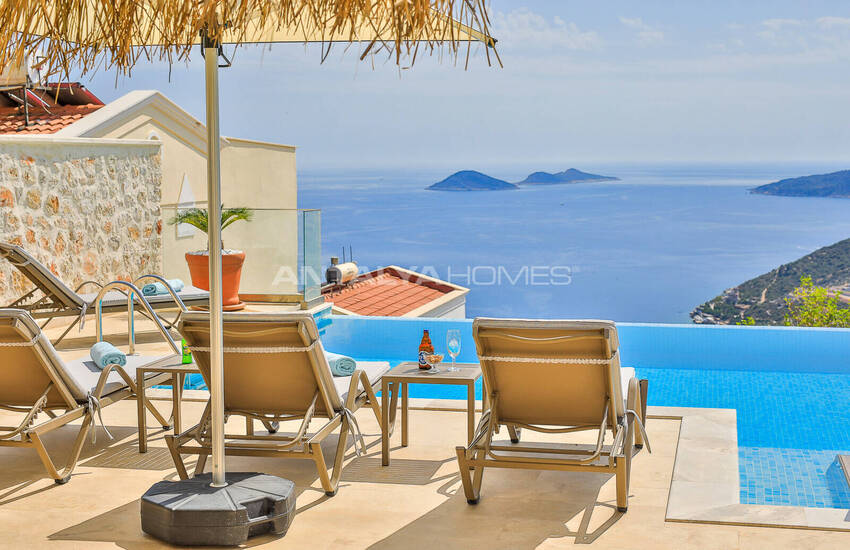 Kaş Kalkan'da Havuzlu ve Deniz Manzaralı Lüks 5+1 Villa 7