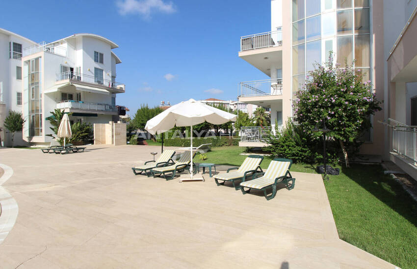 Belek'te Tatil Köyü Olanaklarına Sahip Sitede Eşyalı 2+1 Daire 15