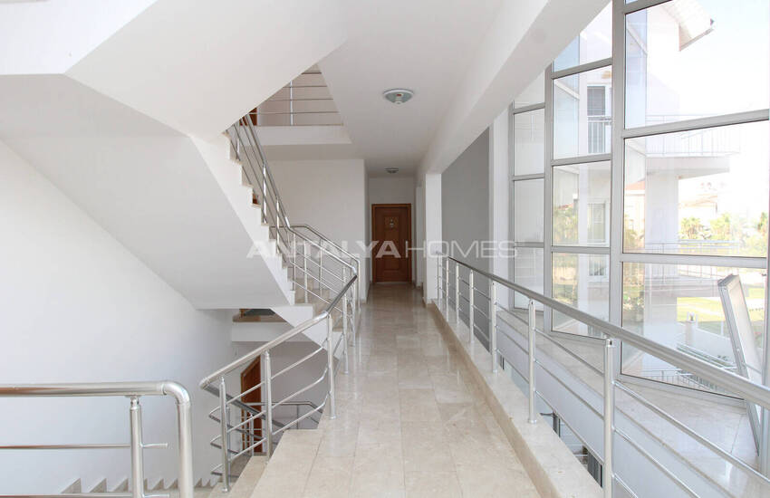 Belek'te Tatil Köyü Olanaklarına Sahip Sitede Eşyalı 2+1 Daire 23