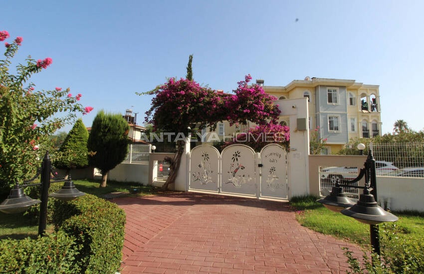 Belek'te Tatil Köyü Olanaklarına Sahip Sitede Eşyalı 2+1 Daire 5