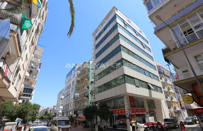 Appartement 3 Chambres Avec Cuisine Séparée À Antalya Muratpaşa 1