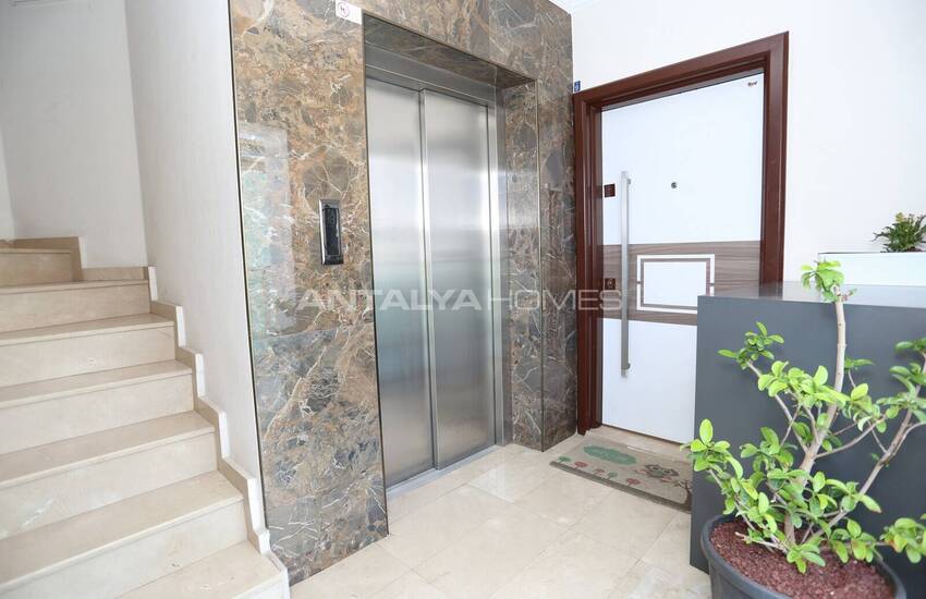 3-bedroom Flat with Separate Kitchen in Antalya Muratpaşa 6