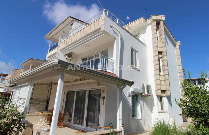 Möblerad Parhusvilla Med Privat Trädgård I Belek Antalya 4