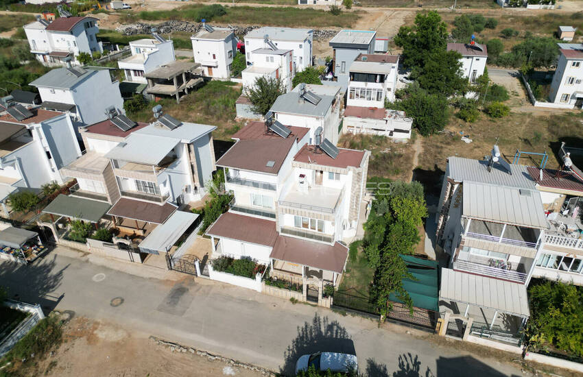 Möblerad Parhusvilla Med Privat Trädgård I Belek Antalya 1