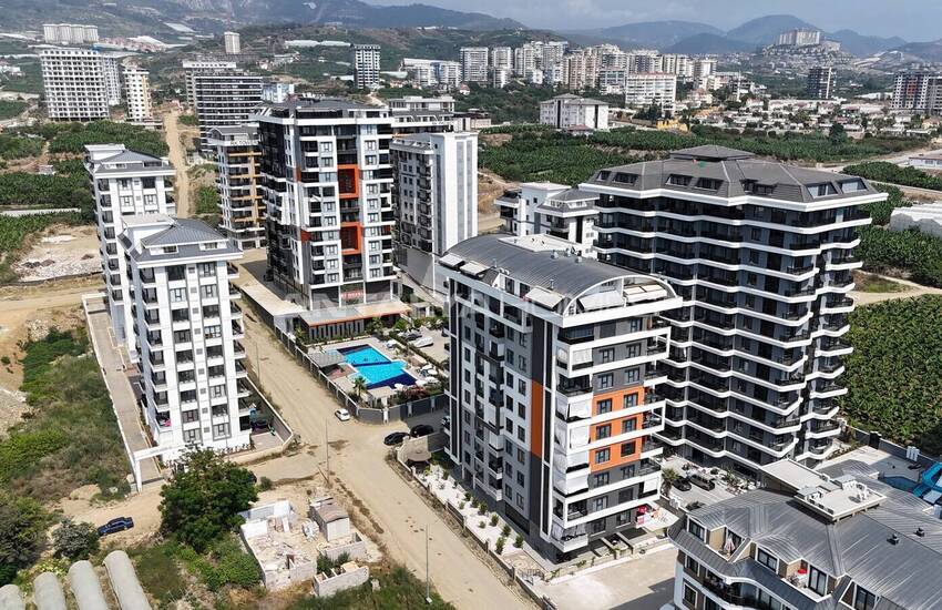 Alanya Merkezinde Havuzlu Sitede Şık Daireler 3