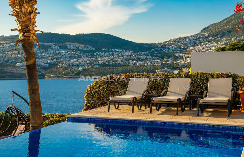 Beachfront House with Beach Access and Pool in Kalkan 13