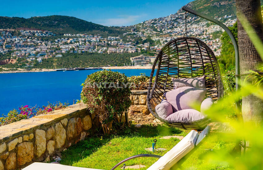 Beachfront House with Beach Access and Pool in Kalkan 35