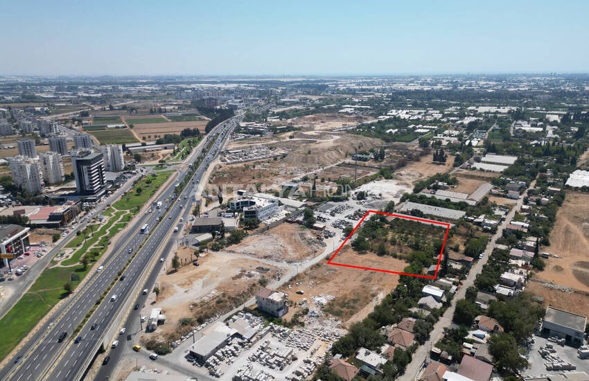 Zonerad Kommersiell Mark Nära Gazi Boulevard, Antalya 1
