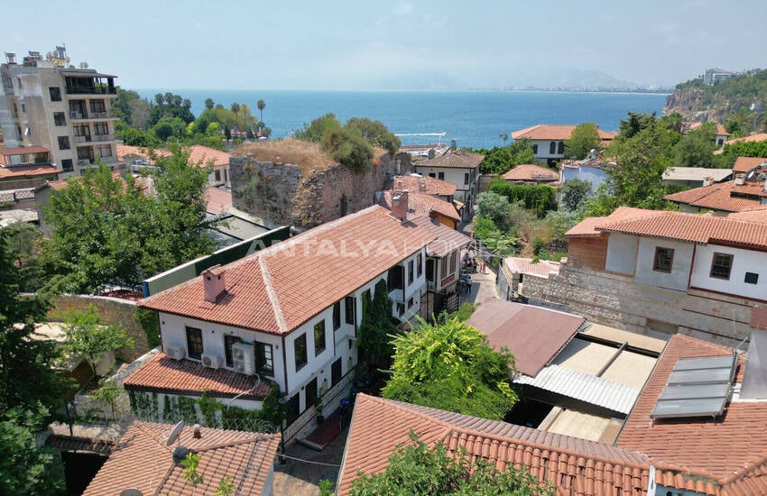 Commercial in a Lively Area of Kaleiçi Antalya